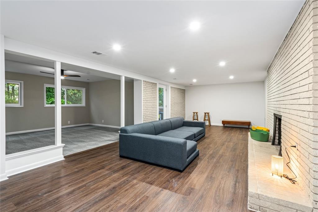 3036 HATHAWAY Court