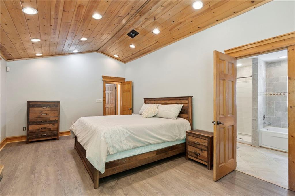 48 Farist Circle