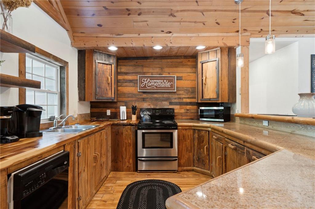 48 Farist Circle