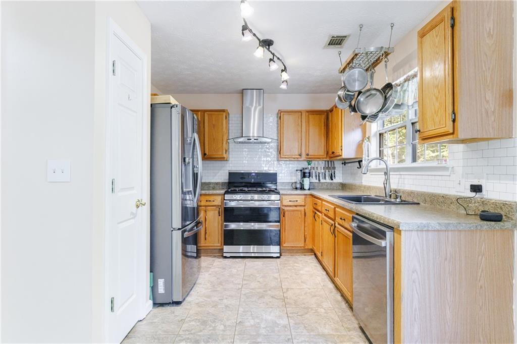 1215 Arborhill Lane