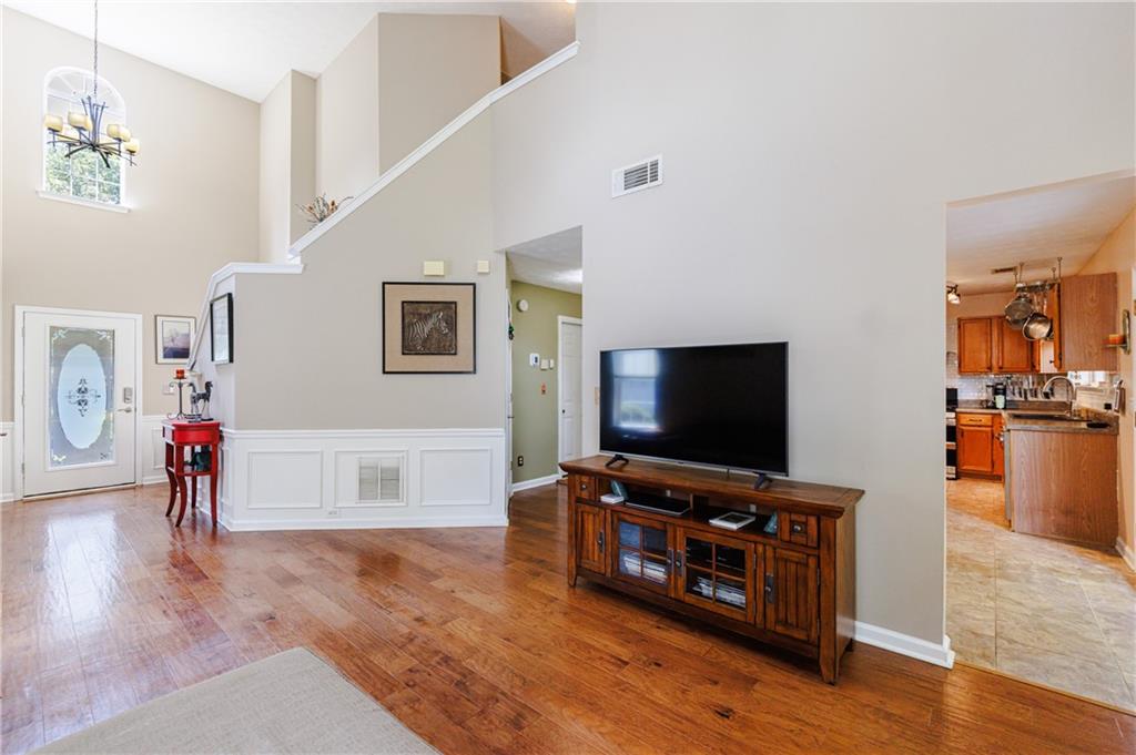 1215 Arborhill Lane
