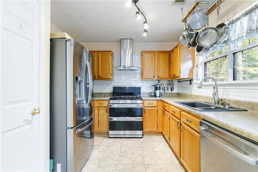 1215 Arborhill Lane