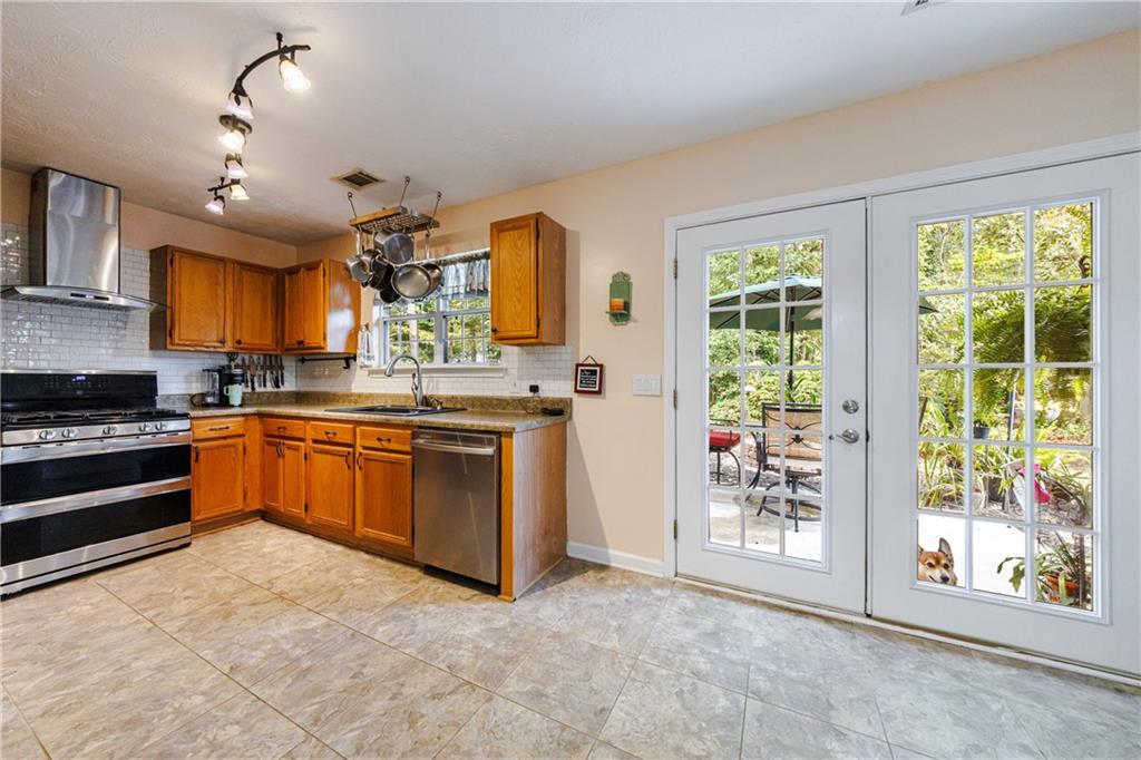 1215 Arborhill Lane
