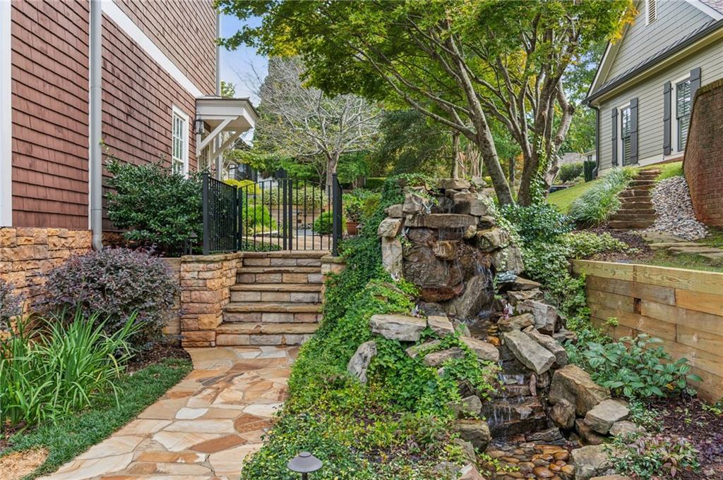 57 Rivercourt Lane