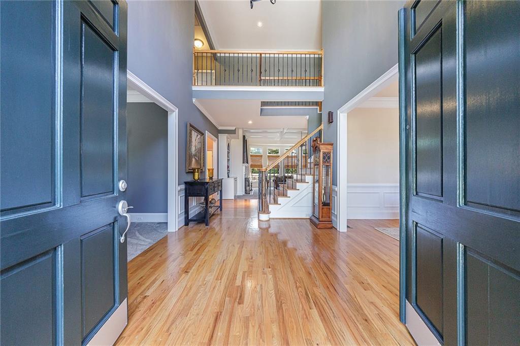 12755 Oak Falls Drive