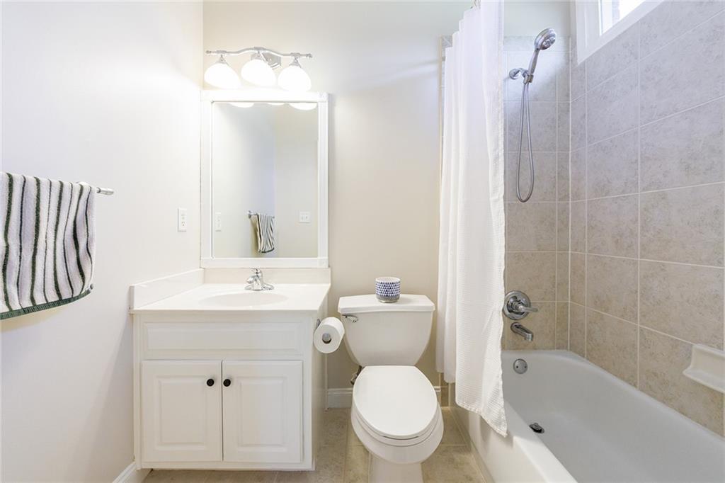 12755 Oak Falls Drive