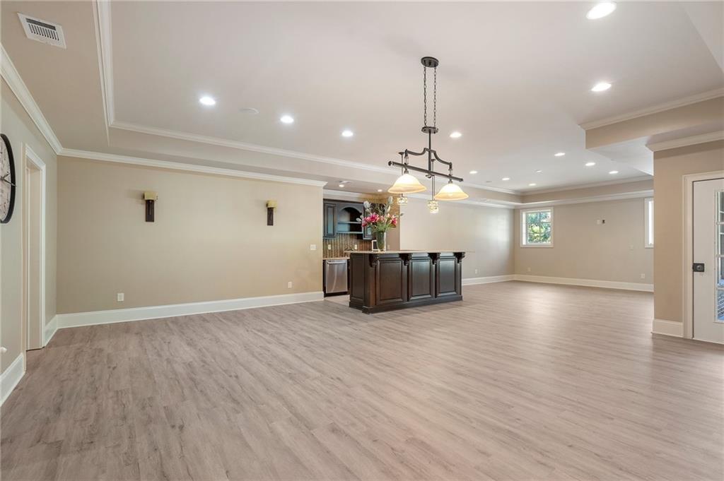 616 Glenover Drive