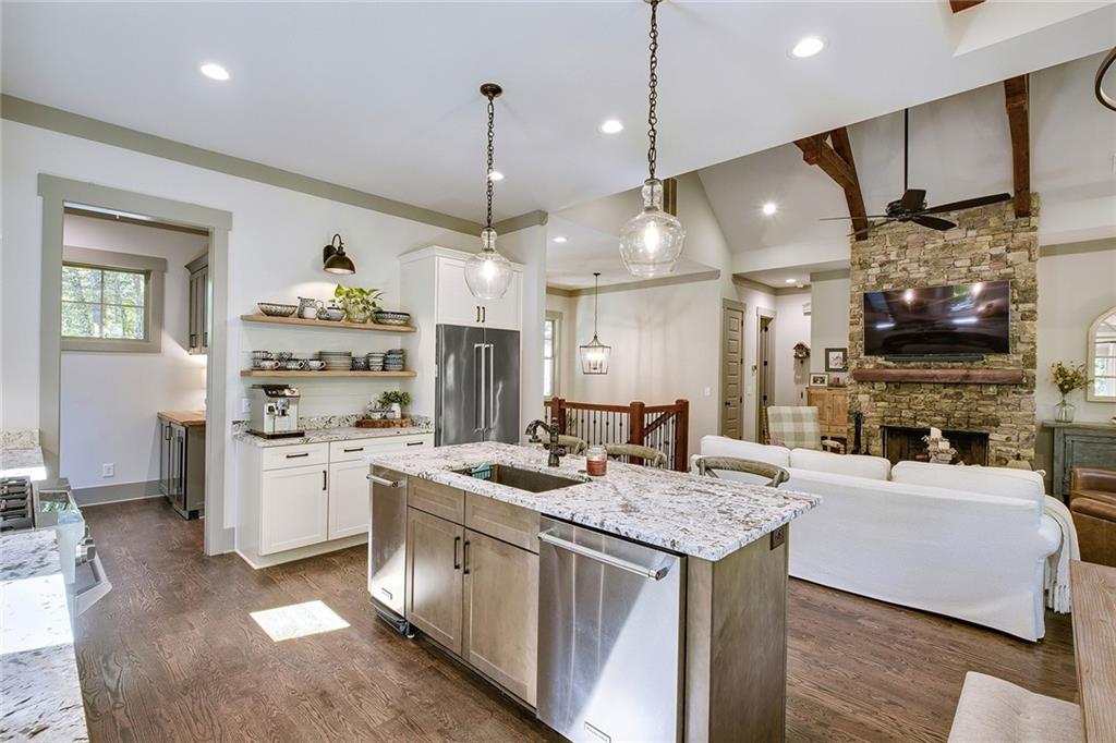 125 Woodpecker Way
