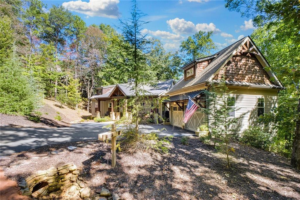 125 Woodpecker Way