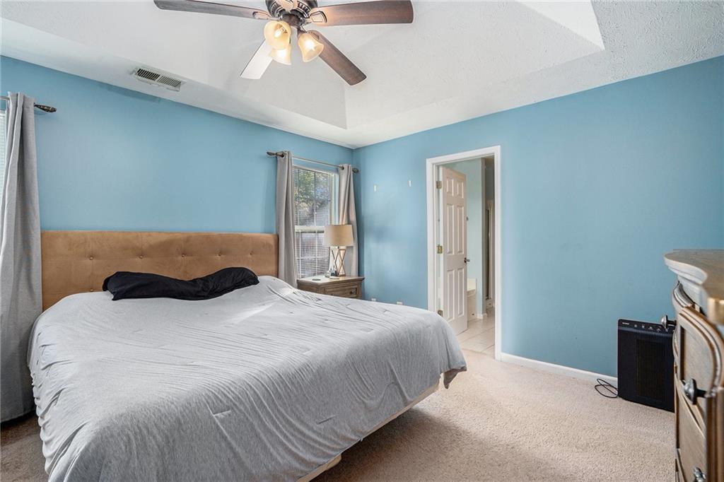 2689 Lake Park Bend