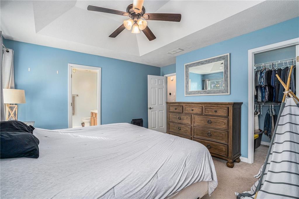 2689 Lake Park Bend