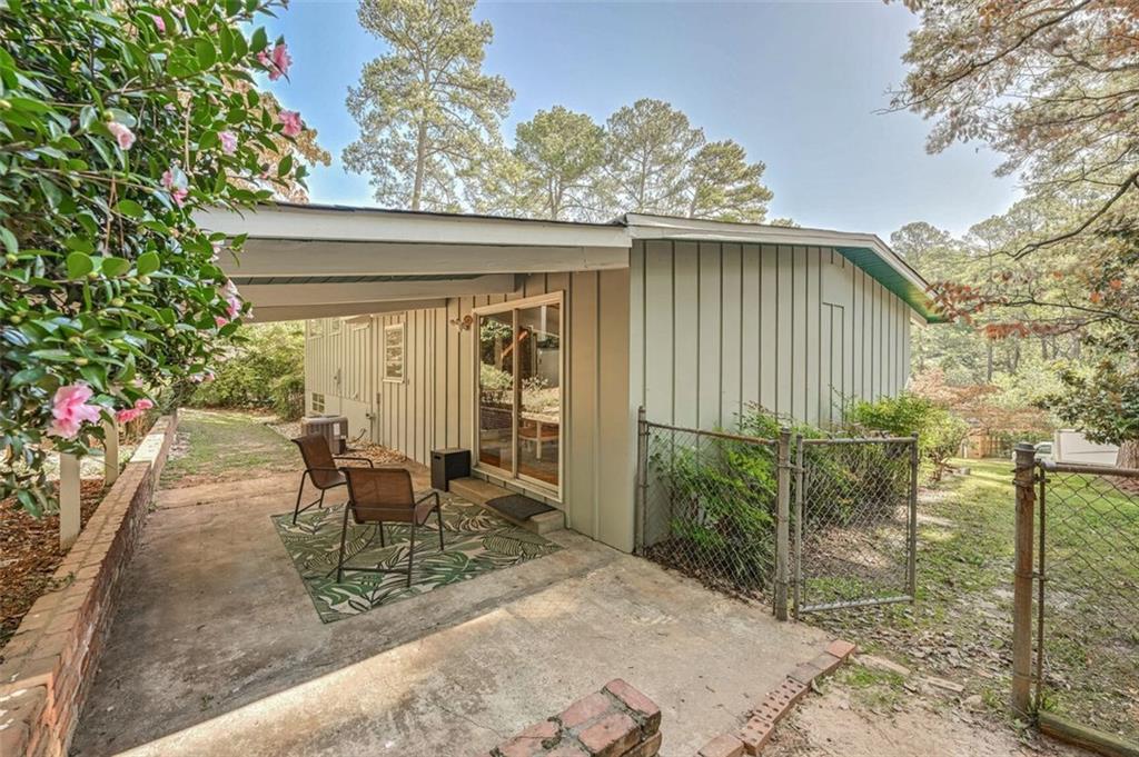 3406 NORTHAVEN Lane
