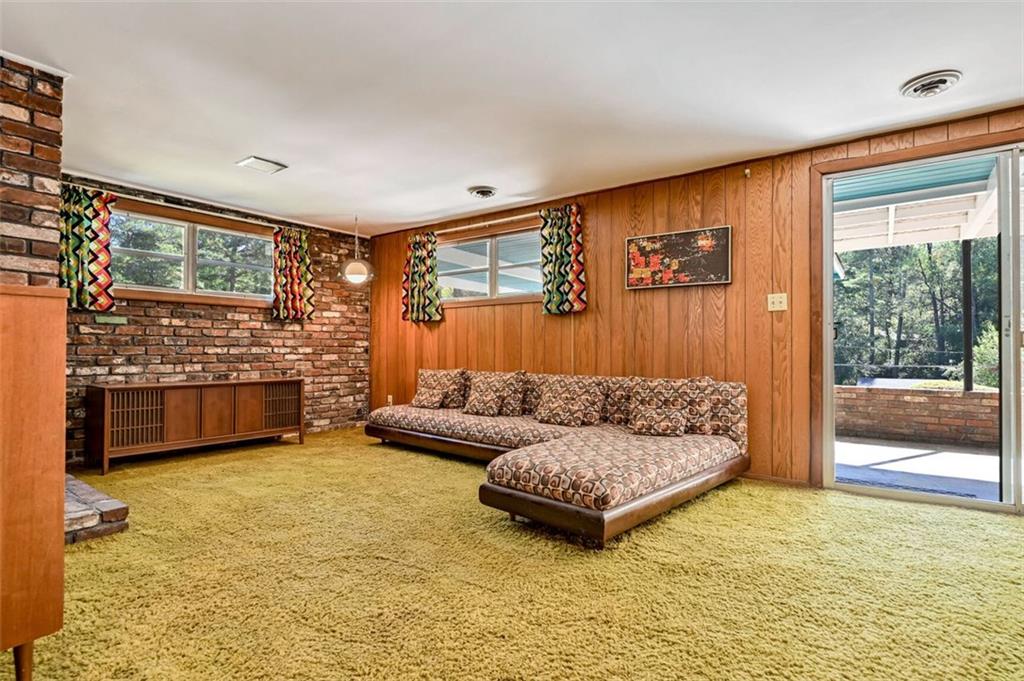 3406 NORTHAVEN Lane