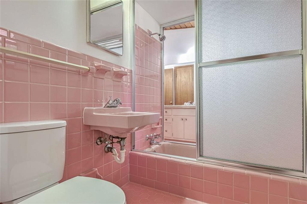 3406 NORTHAVEN Lane