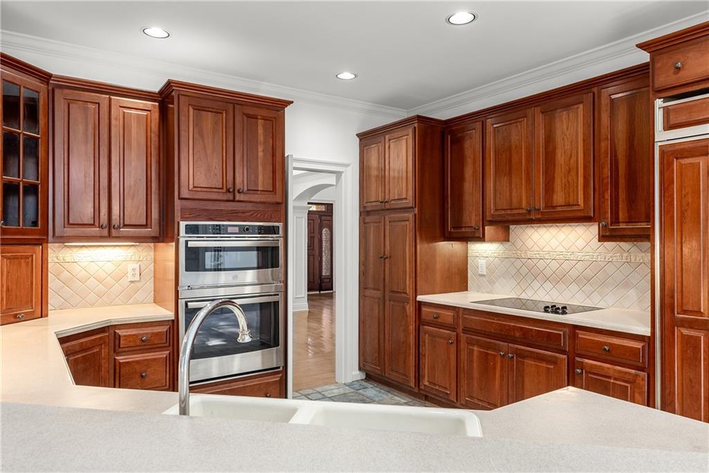 450 Fawn Glen Drive