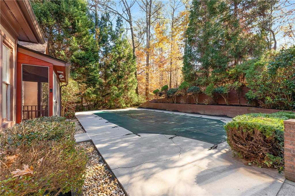 450 Fawn Glen Drive