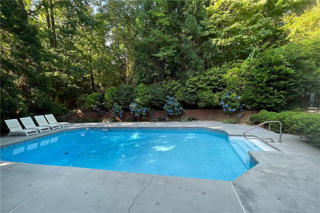 450 Fawn Glen Drive