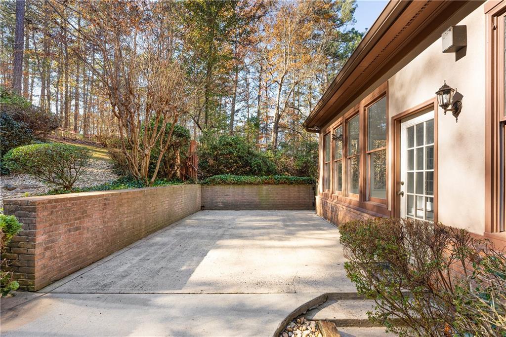 450 Fawn Glen Drive