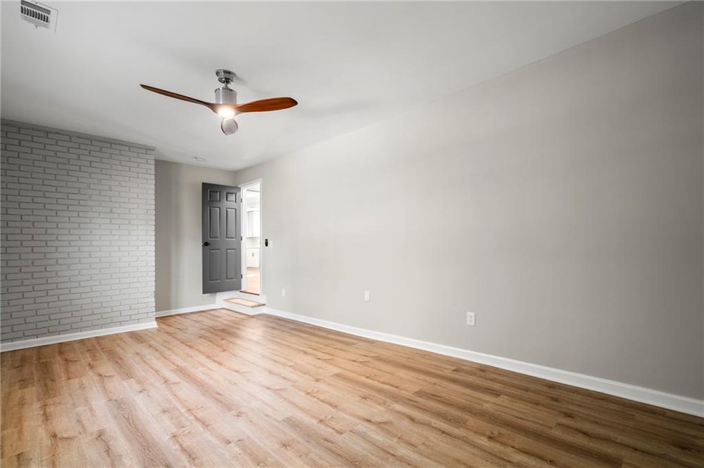 1216 Luther Ward Terrace