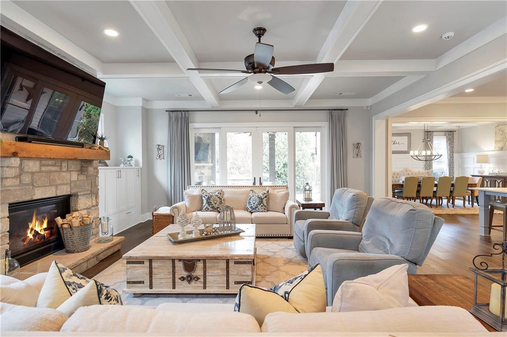4125 Baxter Walk