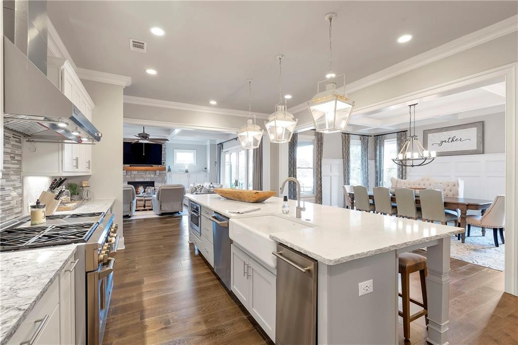 4125 Baxter Walk