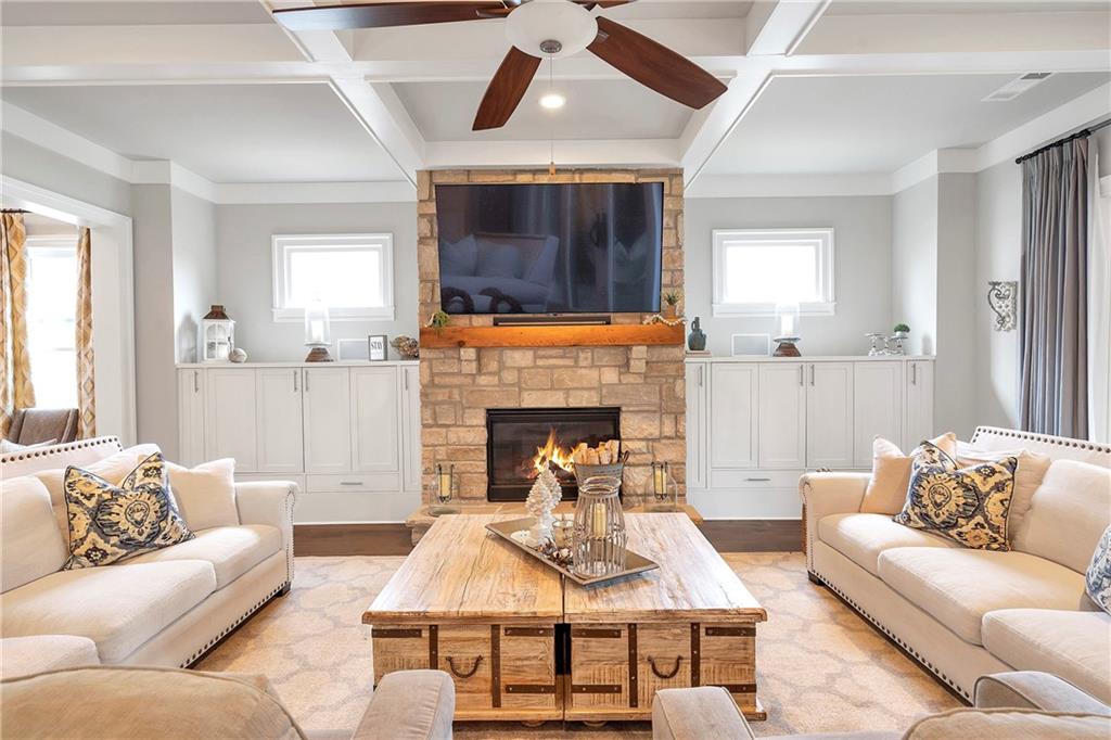 4125 Baxter Walk