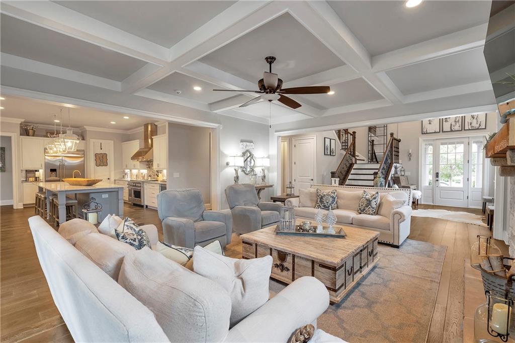4125 Baxter Walk