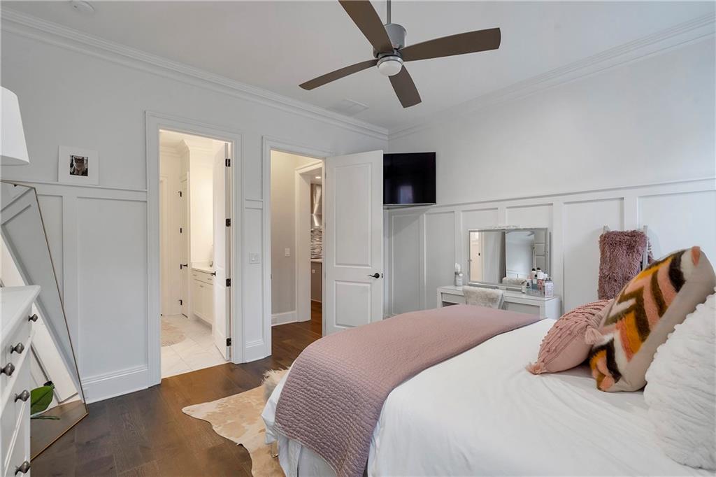 4125 Baxter Walk
