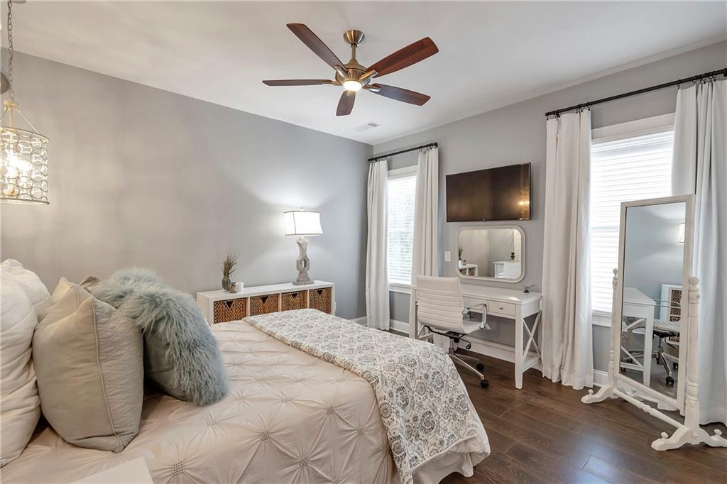 4125 Baxter Walk