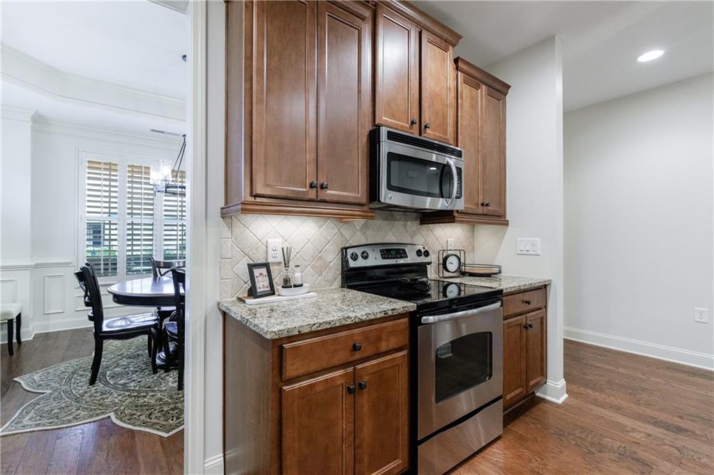 338 Shade Tree Circle