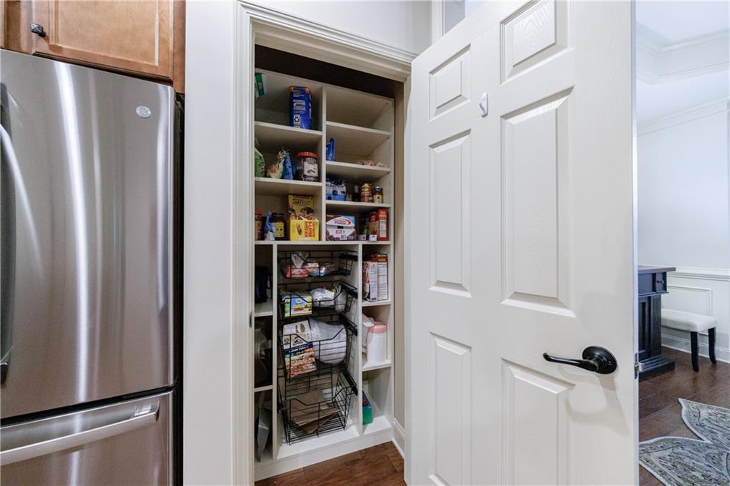 338 Shade Tree Circle