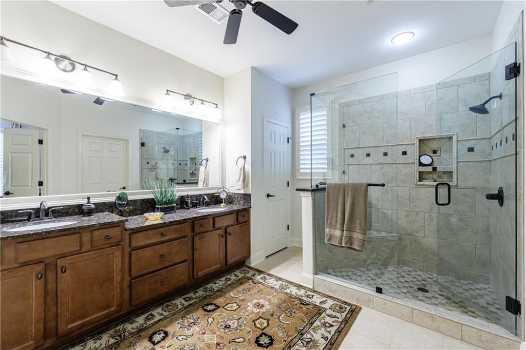 338 Shade Tree Circle