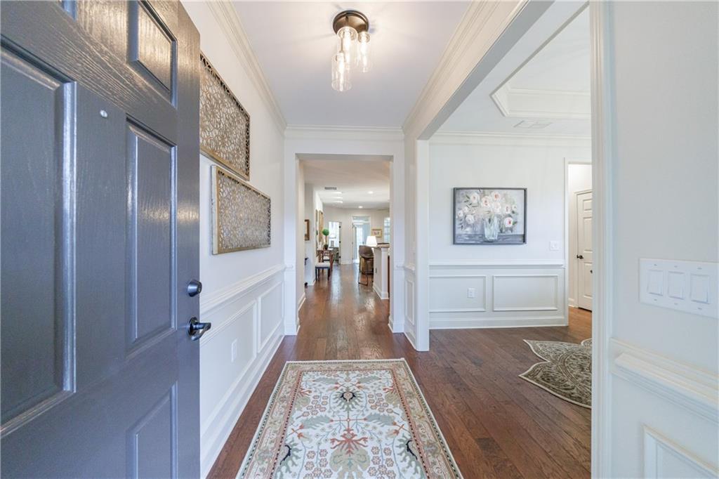 338 Shade Tree Circle