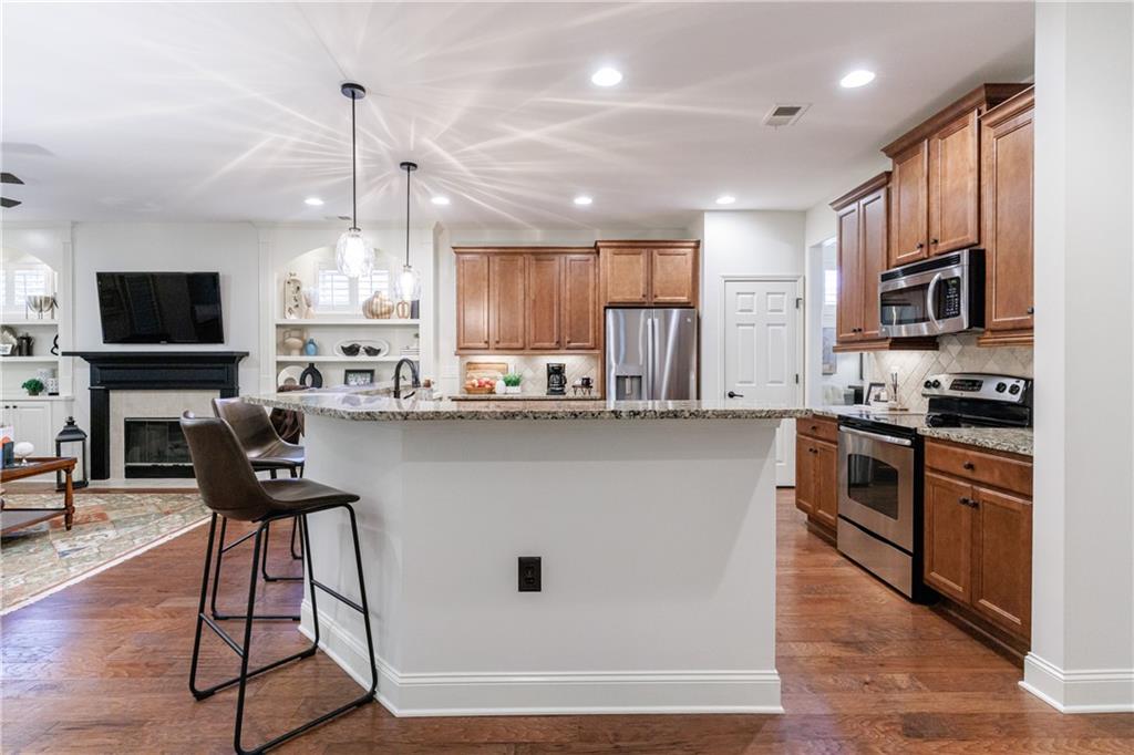 338 Shade Tree Circle