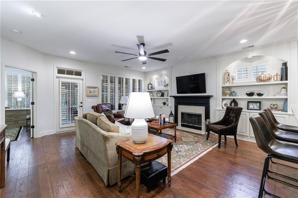 338 Shade Tree Circle