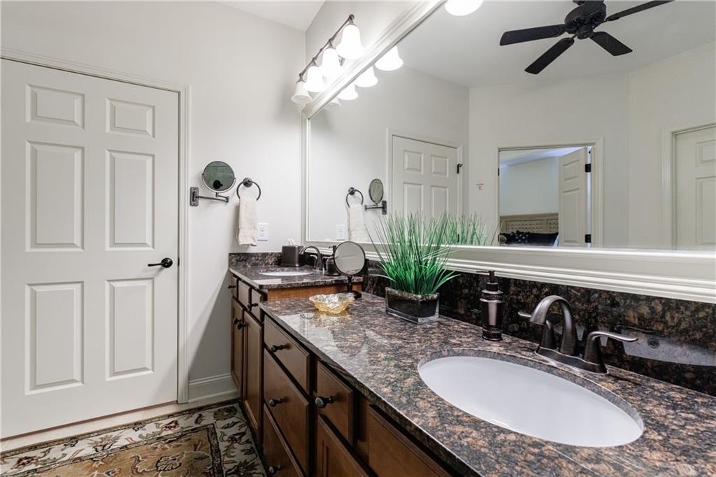 338 Shade Tree Circle