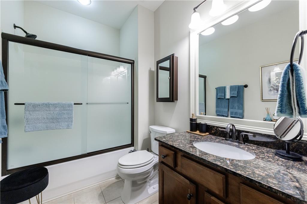 338 Shade Tree Circle