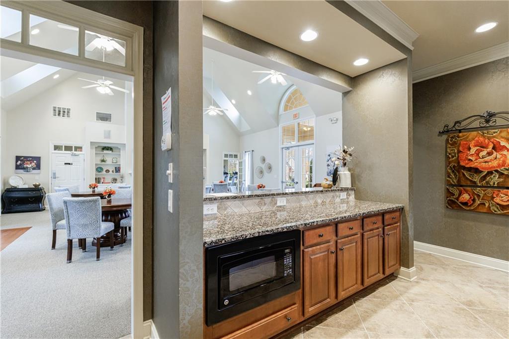 338 Shade Tree Circle