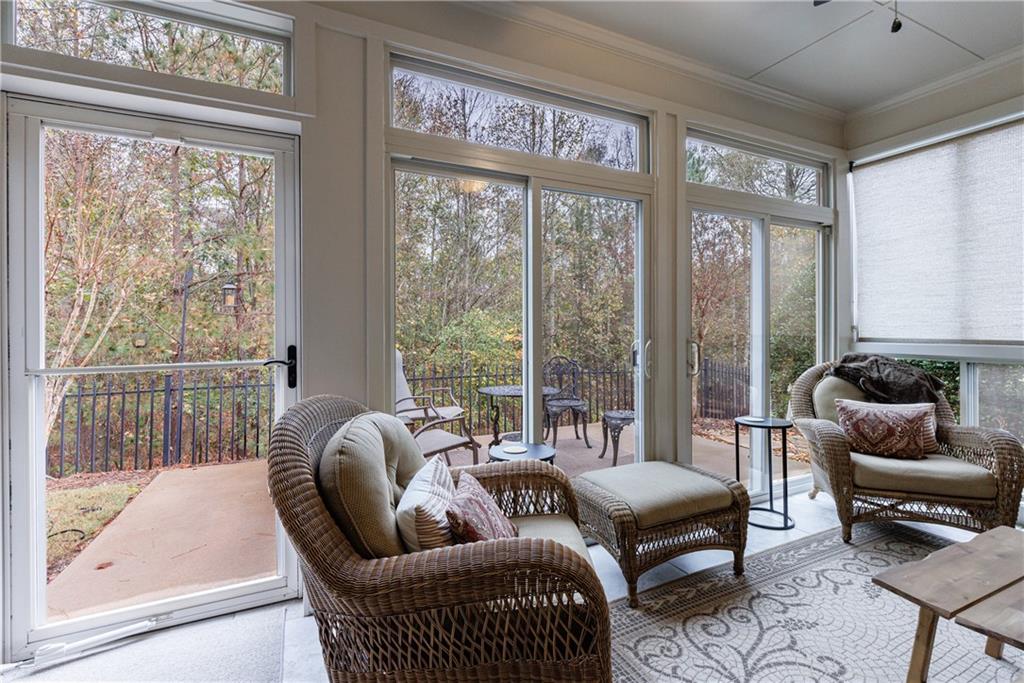 338 Shade Tree Circle