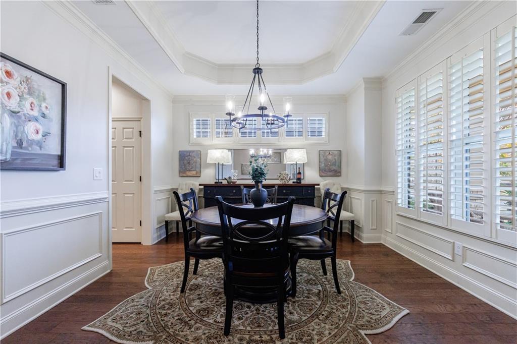 338 Shade Tree Circle