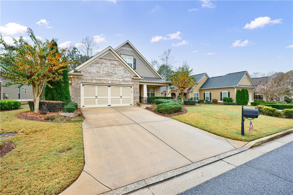 338 Shade Tree Circle