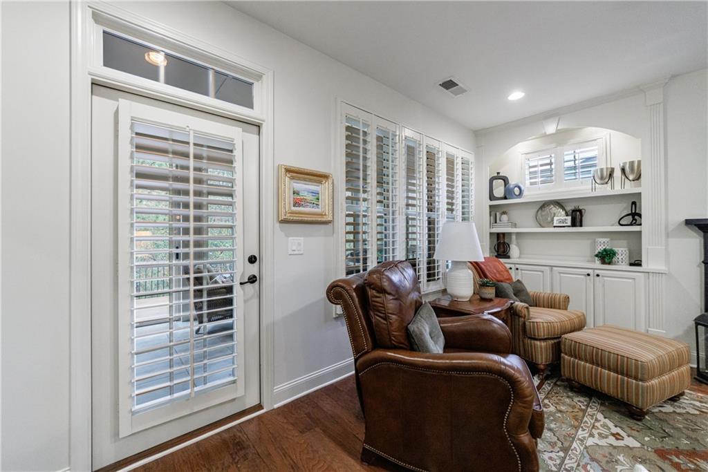 338 Shade Tree Circle