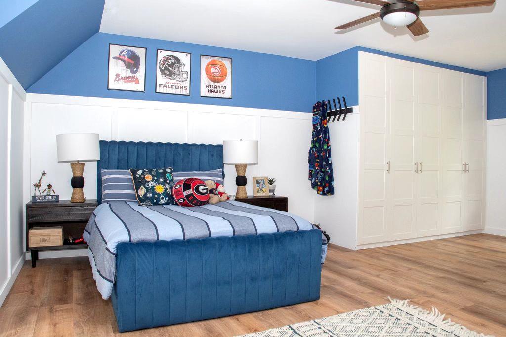 5085 Meadowbrook Circle