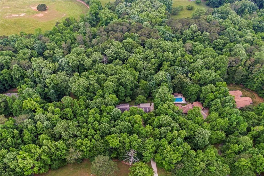 5085 Meadowbrook Circle