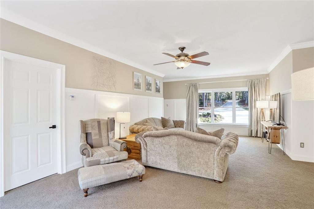 5085 Meadowbrook Circle