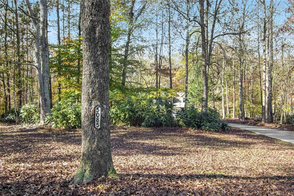 5085 Meadowbrook Circle