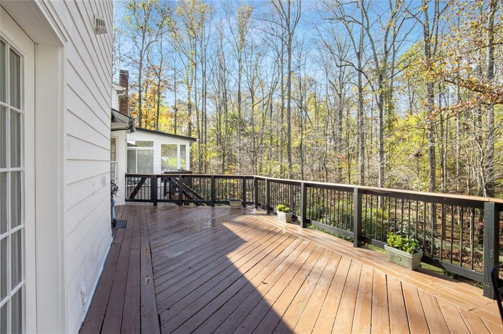 5085 Meadowbrook Circle