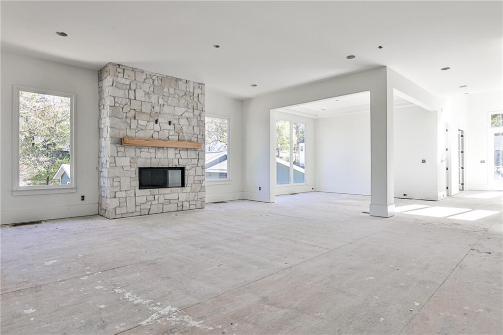 2532 Wawona Drive NE