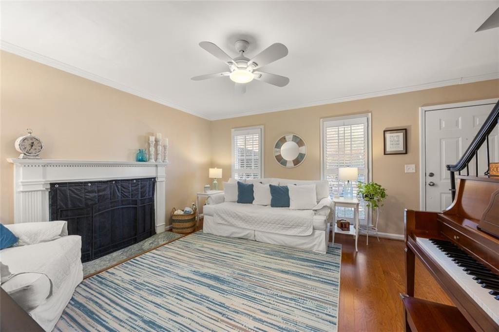 1101 Collier Road NW Unit V6