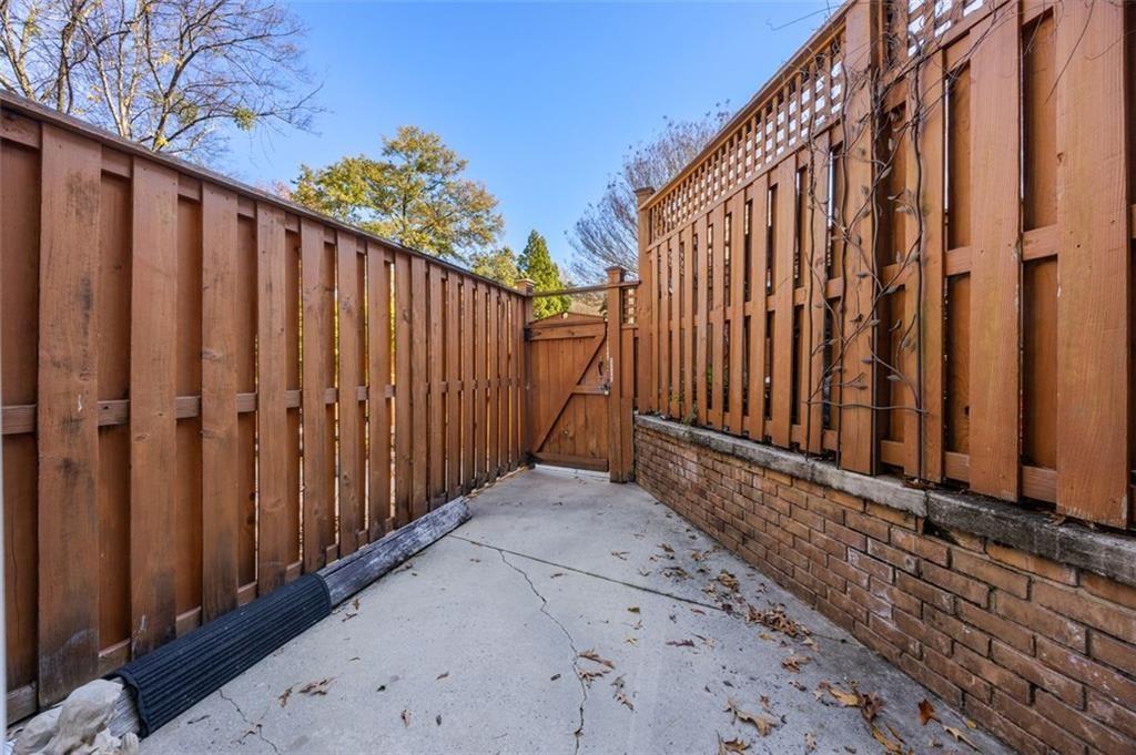 1101 Collier Road NW Unit V6